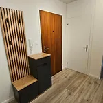 Ruhige 2-Zi-Wohnung Mit Garage